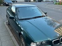 Gebraucht BMW 316 105 PS (77 kW) 1998 Grün Limousine