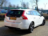 Gebraucht Volvo V60 R-Design 220 PS (161 kW) 2016 Weiß Kombi
