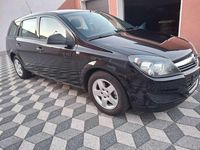 Gebraucht Opel Astra Selection 116 PS (85 kW) 2010 Saphirschwarz mineraleffekt Kombi