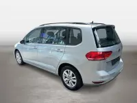 Gebraucht VW Touran Comfortline 150 PS (110 kW) 2025 Silber Van / Kleinbus