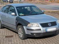 Gebraucht VW Passat 131 PS (96 kW) 2002 Silber Limousine