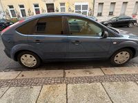 Gebraucht Ford Focus 101 PS (74 kW) 2006 Blau Limousine