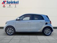 Gebraucht Smart ForFour Passion 71 PS (52 kW) 2018 Weiß Kleinwagen