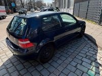 Gebraucht VW Golf IV 80 PS (58 kW) 2003 Blau Kleinwagen