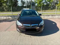 Gebraucht Opel Astra 110 PS (80 kW) 2012 Braun Kombi