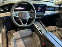 Neu VW Passat Elegance 150 PS (110 kW) 2026 Grün Kombi