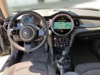 Gebraucht Mini Cooper Essential 136 PS (100 kW) 2022 Grau Kleinwagen