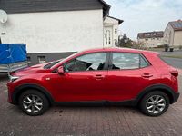 Gebraucht Kia Stonic 99 PS (72 kW) 2018 Rot SUV
