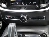 gebraucht Volvo V60 T8 Plug In Hybrid AWD R Design NP:69750 //AHK/RFK