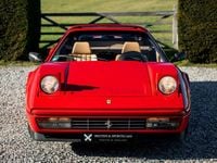 Second-hand Ferrari 328 271 CP (199 kW) 1988 Roșu Cabrio