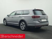 Gebraucht VW Passat Alltrack S 200 PS (147 kW) 2022 Grau Kombi