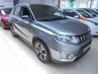 Gebraucht Suzuki Vitara Comfort+ 140 PS (102 kW) 2019 Grau SUV