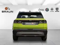 Neu Jeep Compass 146 PS (107 kW) 2026 Grün SUV