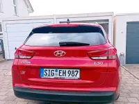 Gebraucht Hyundai i30 Passion Plus 140 PS (102 kW) 2018 Rot Kombi