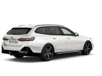 Gebraucht BMW 520 M Sport 208 PS (152 kW) 2025 Mineralweiss Kombi