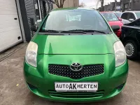 Gebraucht Toyota Yaris 69 PS (50 kW) 2007 Grün Kleinwagen