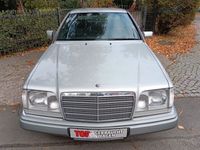 Gebraucht Mercedes 320 220 PS (161 kW) 1994 Silber Coupé