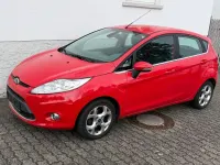 Usata Ford Fiesta Titanium 97 CV (71 kW) 2009 Rosso Utilitaria