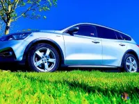 Używany Ford Focus Active 120 KM (88 kW) 2020 Srebrny Sedan/Limuzyna