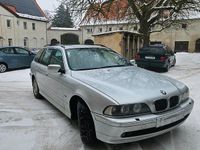 Gebraucht BMW 525 163 PS (119 kW) 2003 Silber Kombi