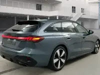 Second-hand Audi A5 S-line plus 204 CP (150 kW) 2025 Albastru Break