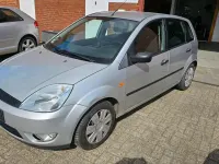 Gebraucht Ford Fiesta 80 PS (58 kW) 2005 Silber Kleinwagen