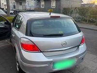 Gebraucht Opel Astra 105 PS (77 kW) 2005 Kleinwagen