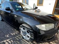 Gebraucht BMW 116 122 PS (89 kW) 2011 Schwarz Kleinwagen