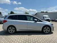 Gebraucht BMW 220 Gran Tourer Sport Line 190 PS (139 kW) 2019 Silber Van / Kleinbus