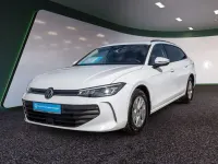Gebraucht VW Passat Basis 150 PS (110 kW) 2024 Weiss / pure white Kombi
