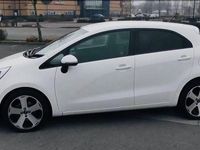 Gebraucht Kia Rio DREAM-TEAM Edition 109 PS (80 kW) 2012 Weiß Limousine