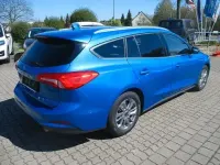 Gebraucht Ford Focus Titanium 150 PS (110 kW) 2019 Dynamicblau metallic (metallic) Kombi