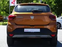 Gebraucht Dacia Sandero Comfort 91 PS (66 kW) 2022 Atacama orange SUV