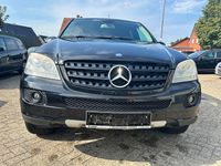 Gebraucht Mercedes ML280 190 PS (139 kW) 2006 Schwarz SUV