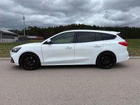 Gebraucht Ford Focus ST 280 PS (205 kW) 2019 Weiß Limousine