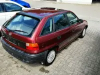 Gebraucht Opel Astra 60 PS (44 kW) 1995 Rot Limousine