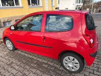 Gebraucht Renault Twingo 55 PS (40 kW) 2009 Rot Kleinwagen