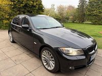 Gebraucht BMW 330 245 PS (180 kW) 2011 Schwarz Limousine