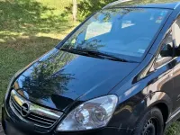Gebraucht Opel Zafira 140 PS (102 kW) 2011 Schwarz Van / Kleinbus