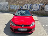 Gebraucht VW Golf VII Active 184 PS (135 kW) 2015 Rot Limousine