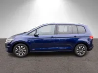 Używany VW Touran Active 150 KM (110 kW) 2022 Niebieski Minivan