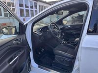 Gebraucht Ford Kuga ST-Line 150 PS (110 kW) 2018 Weiß SUV