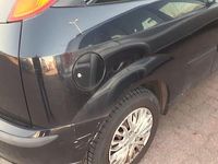 Gebraucht Ford Focus 75 PS (55 kW) 2002 Schwarz Kleinwagen