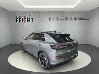 Neu VW T-Roc 150 PS (110 kW) 2026 Wolf grey metallic / schwarz SUV