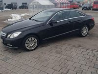 Gebraucht Mercedes E220 170 PS (125 kW) 2012 Schwarz Coupé