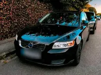 Gebraucht Volvo V50 109 PS (80 kW) 2010 Schwarz Kombi