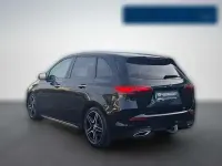 Gebraucht Mercedes B220 AMG line 190 PS (139 kW) 2023 Schwarz metallic Kleinwagen