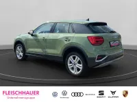 Gebraucht Audi Q2 Advanced 150 PS (110 kW) 2023 Gruen SUV
