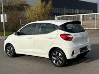 Gebraucht Hyundai i10 67 PS (49 kW) 2024 Weiß Kleinwagen