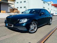 Gebraucht Mercedes E220 194 PS (142 kW) 2016 Grün Limousine